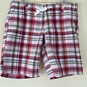 Eddie Bauer women's size 10 plaid shorts